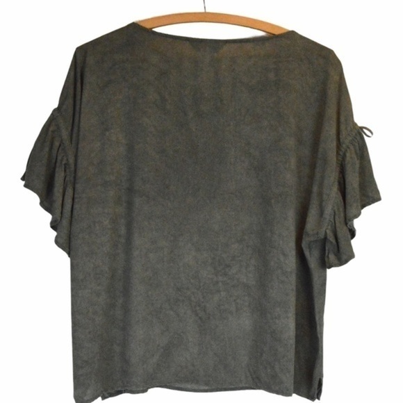 Soft Rayon Tie Flutter Sleeve Boxy Fit Top - Picture 3 of 10